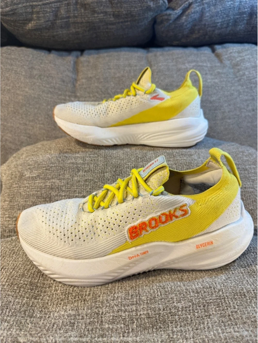 Brooks Glycerin StealthFit 22 White Yellow Orange Women's Running Shoes Size 8